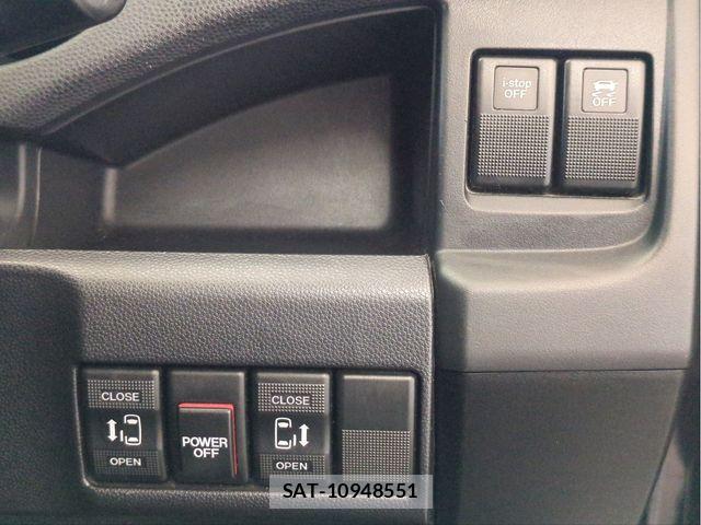 Mazda PREMACY 2013-04 7329385-14