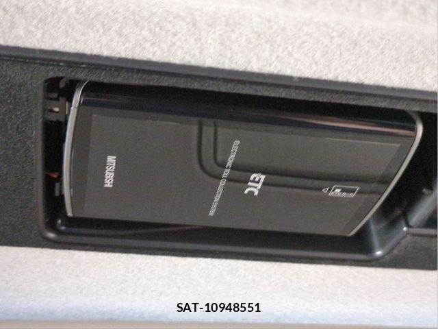 Mazda PREMACY 2013-04 7329385-15