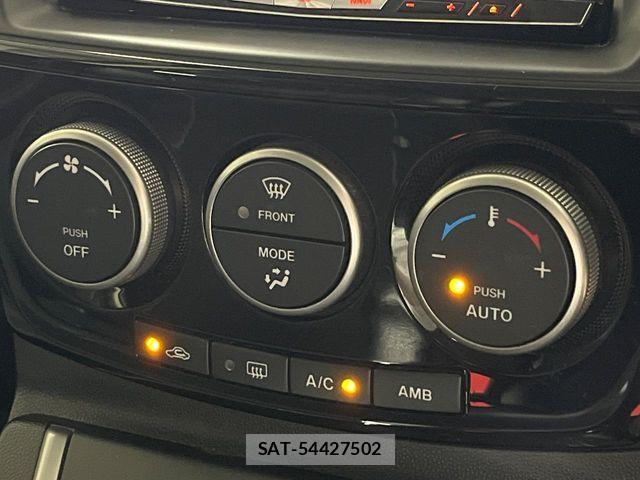 Mazda PREMACY 2013-06 7456802-14