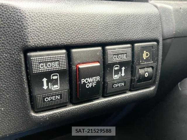 Mazda PREMACY 2012-08 7456805-20