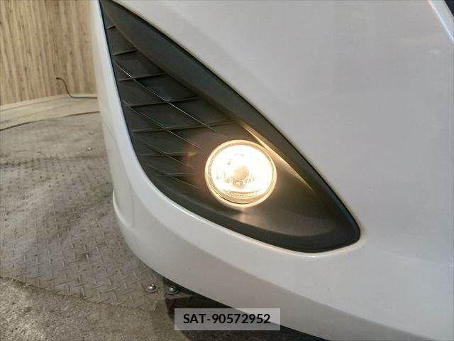 Mazda PREMACY 2017-06 7456801-12