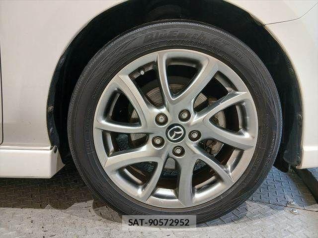 Mazda PREMACY 2017-06 7456801-13