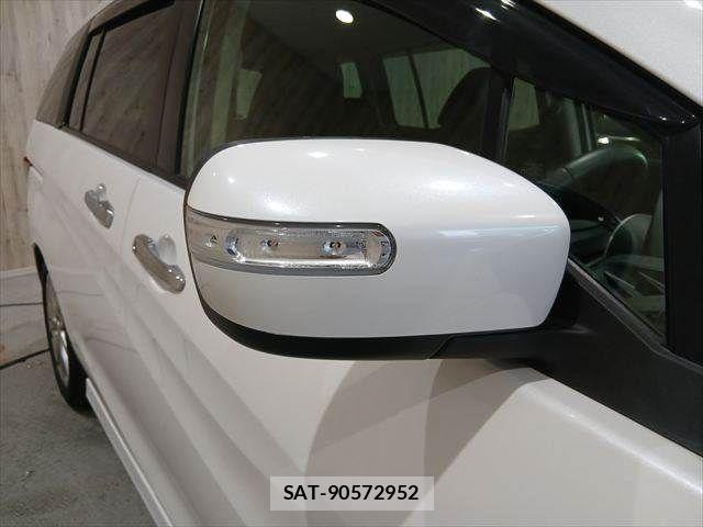 Mazda PREMACY 2017-06 7456801-27