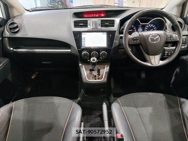 Mazda PREMACY 2017-06 7456801-2
