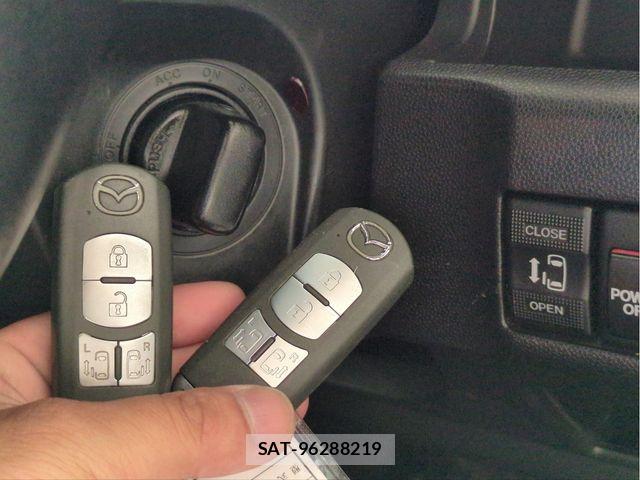 Mazda PREMACY 2015-02 7502246-12