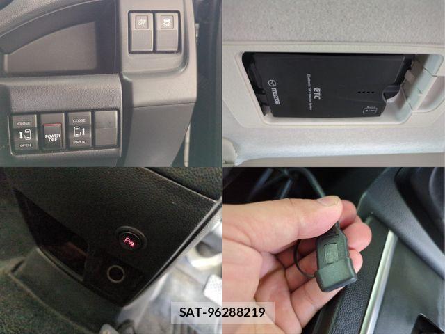 Mazda PREMACY 2015-02 7502246-13