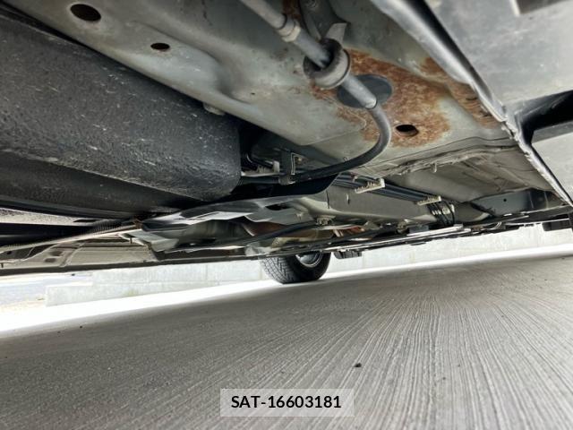 Mazda PREMACY 2013-08 7509705-11
