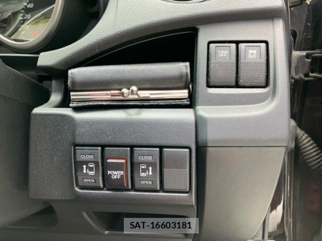 Mazda PREMACY 2013-08 7509705-16
