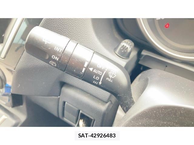 Mazda PREMACY 2016-02 7619194-18