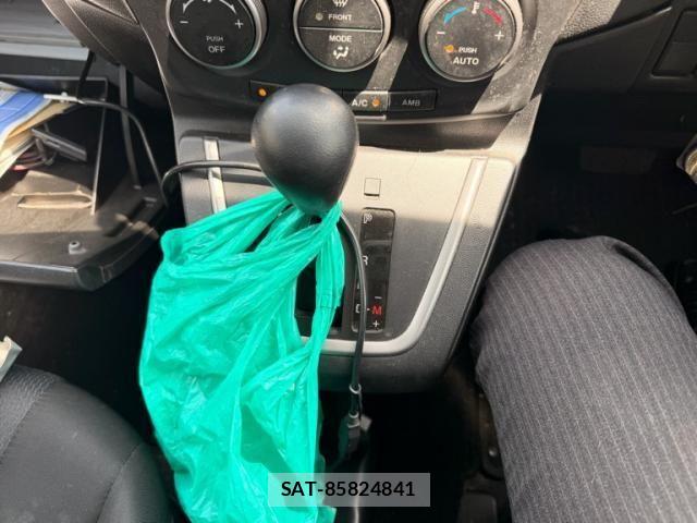 Mazda PREMACY 2013-07 7619198-18