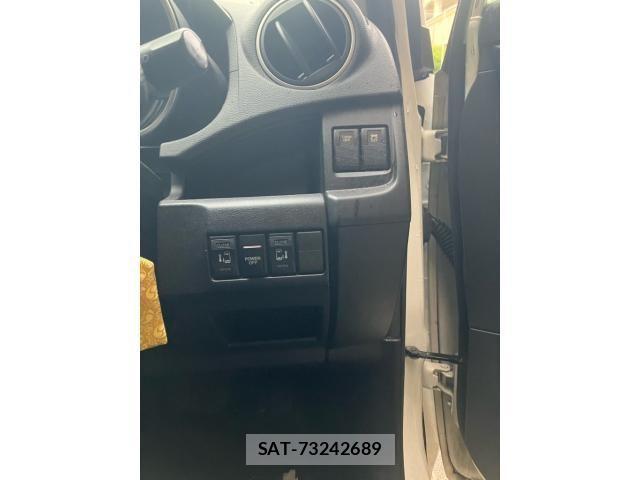 Mazda PREMACY 2011-04 7727248-15