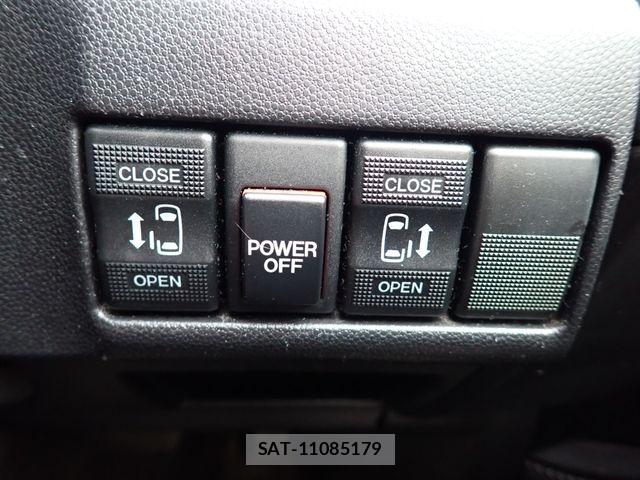 Mazda PREMACY 2010-08 7727251-14