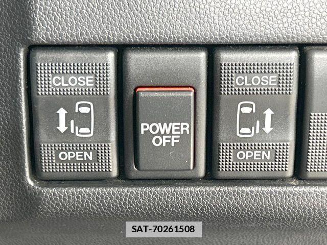 Mazda PREMACY 2013-06 7727250-5