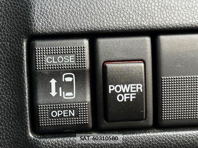 Mazda PREMACY 2014-09 7788230-5