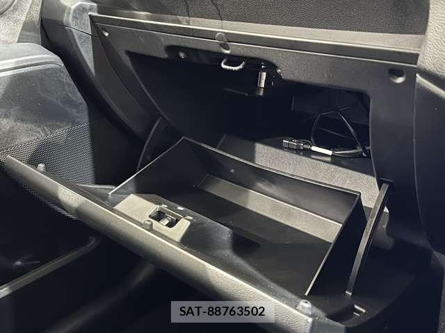 Mazda PREMACY 2013-03 7963287-22