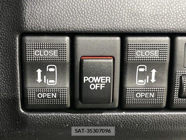 Mazda PREMACY 2015-09 7980604-4
