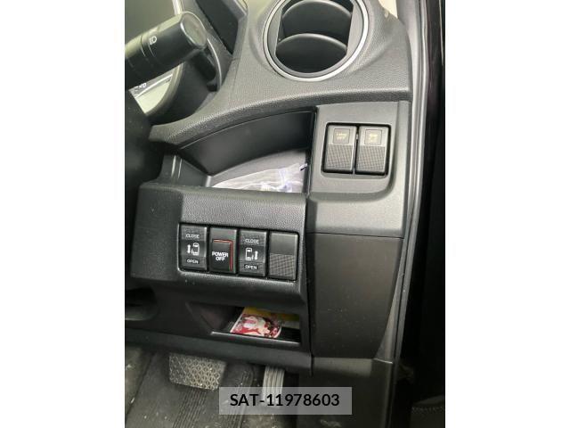 Mazda PREMACY 2013-04 8037630-14