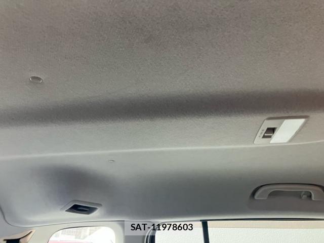 Mazda PREMACY 2013-04 8037630-20