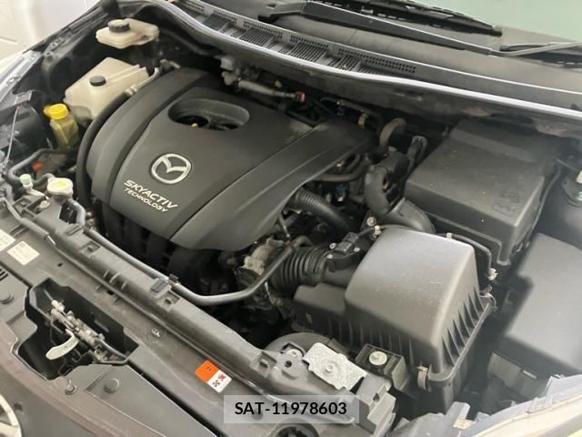 Mazda PREMACY 2013-04 8037630-5