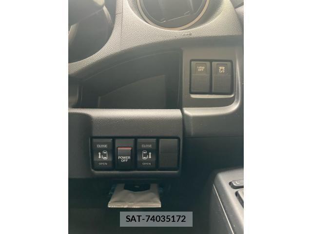 Mazda PREMACY 2012-03 8037627-16