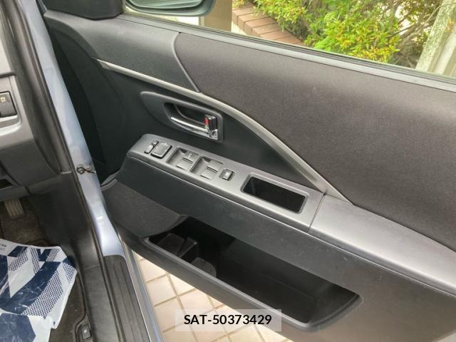 Mazda PREMACY 2011-11 8101224-12