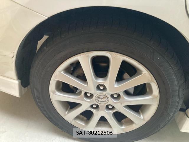 Mazda PREMACY 2008-08 8101222-9