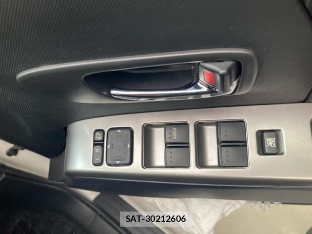 Mazda PREMACY 2008-08 8101222-24