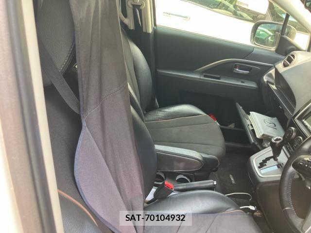 Mazda PREMACY 2013-08 8209563-16