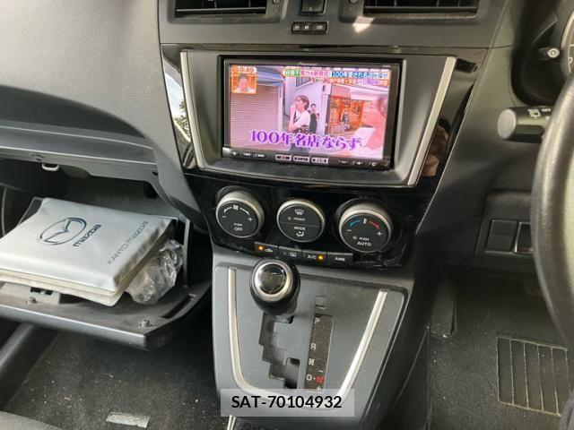 Mazda PREMACY 2013-08 8209563-21
