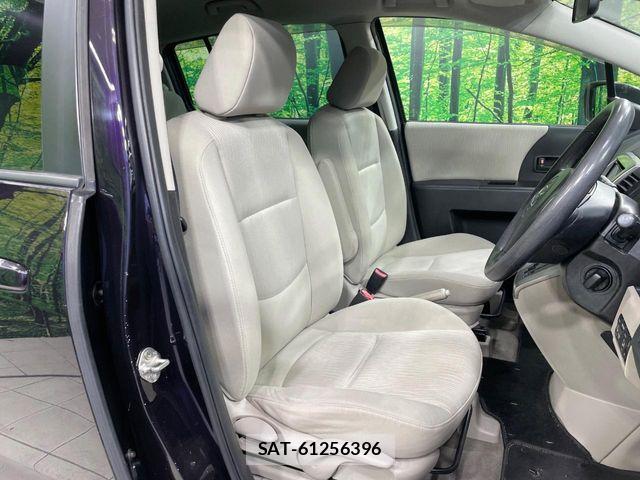 Mazda PREMACY 2007-09 8209564-6