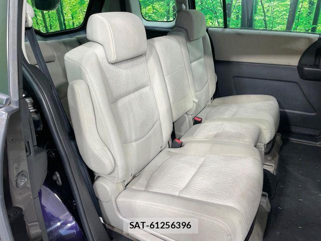 Mazda PREMACY 2007-09 8209564-7