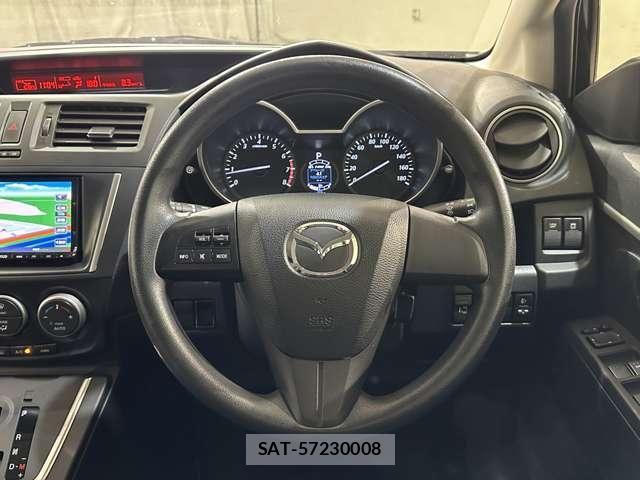 Mazda PREMACY 2015-02 8209560-9
