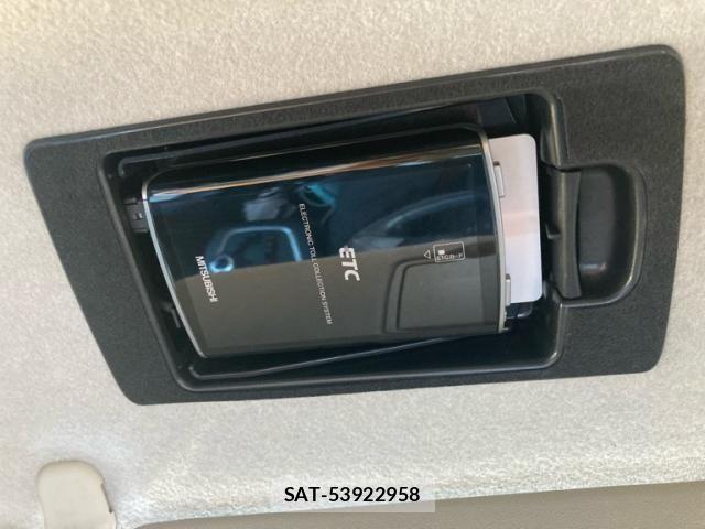 Mazda PREMACY 2013-08 8231313-22