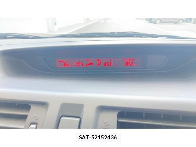Mazda PREMACY 2012-04 8231312-22