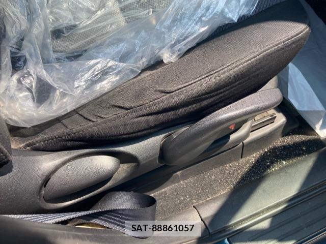 Mazda PREMACY 2007-07 8231317-18