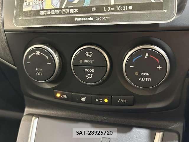 Mazda PREMACY 2011-06 8246343-20