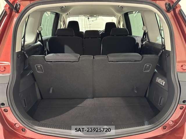 Mazda PREMACY 2011-06 8246343-23