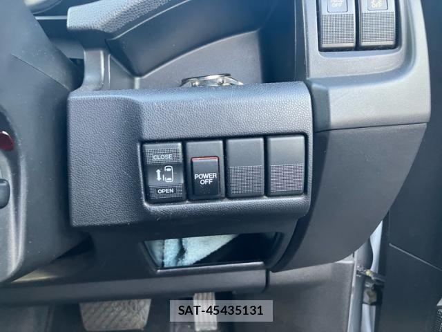 Mazda PREMACY 2011-09 8316408-12