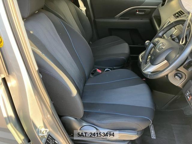 Mazda PREMACY 2011-09 8337402-10