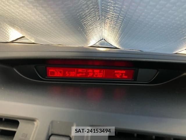 Mazda PREMACY 2011-09 8337402-12