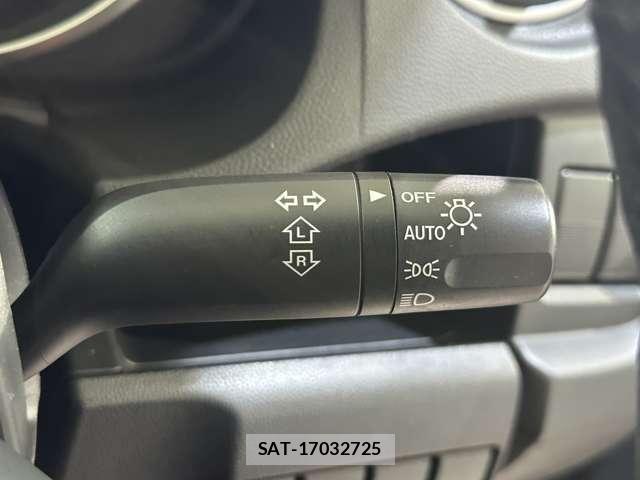 Mazda PREMACY 2012-05 8355344-11