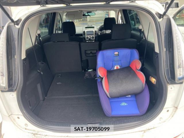 Mazda PREMACY 2009-01 8368121-19