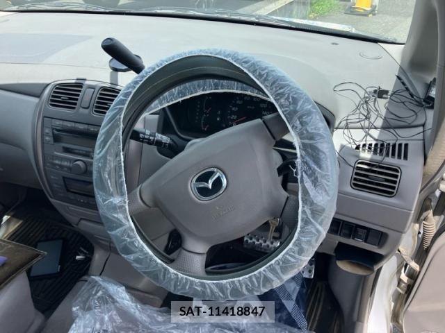 Mazda PREMACY 2000-01 8414400-15