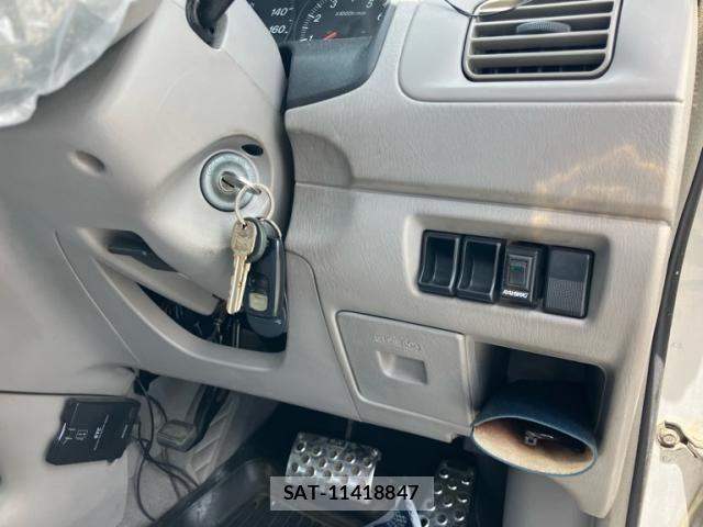 Mazda PREMACY 2000-01 8414400-18
