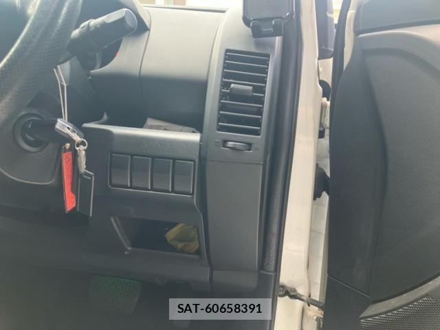 Mazda PREMACY 2006-02 8414399-25