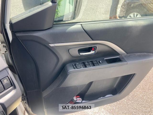 Mazda PREMACY 2015-09 8414398-15