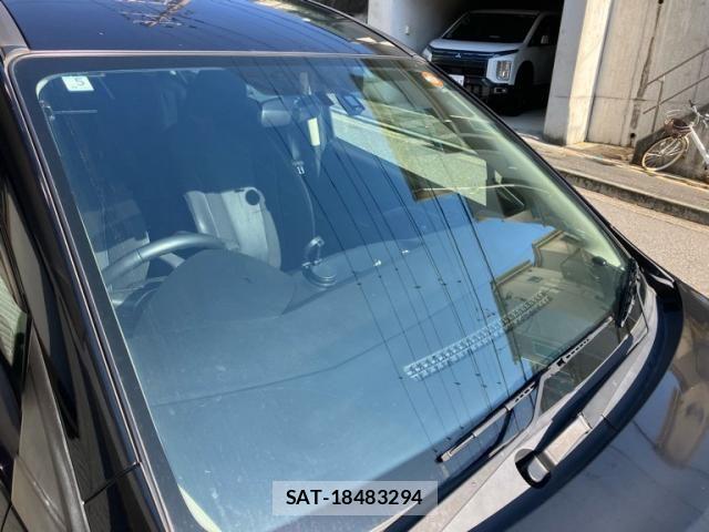 Mazda PREMACY 2011-09 8485922-4