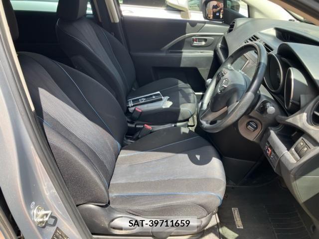 Mazda PREMACY 2011-06 8526599-9