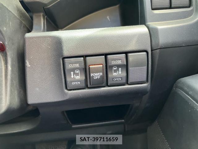 Mazda PREMACY 2011-06 8526599-12