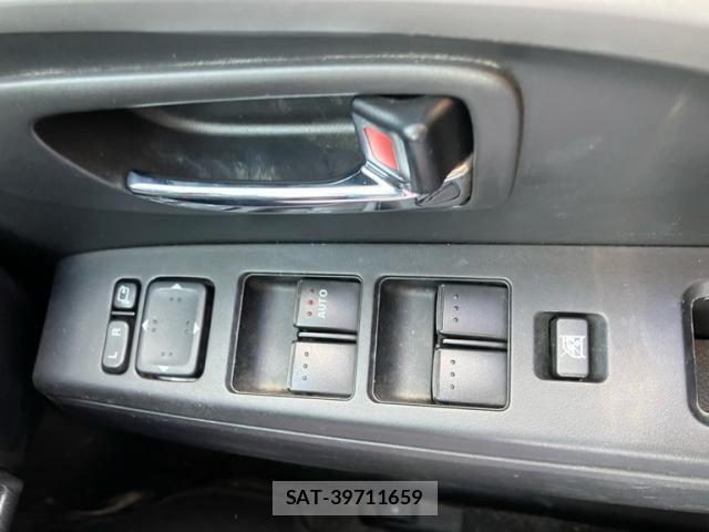Mazda PREMACY 2011-06 8526599-14